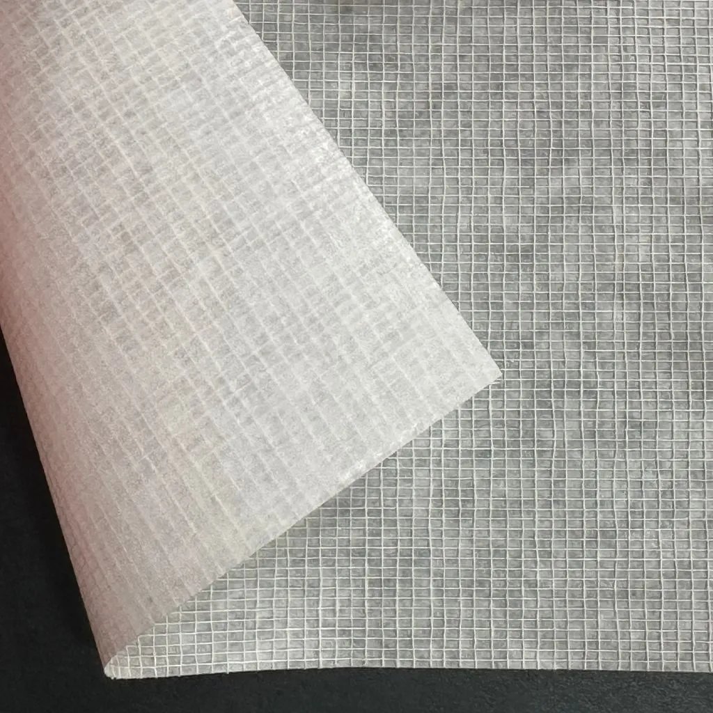 Ypsilon Lined (2).webp